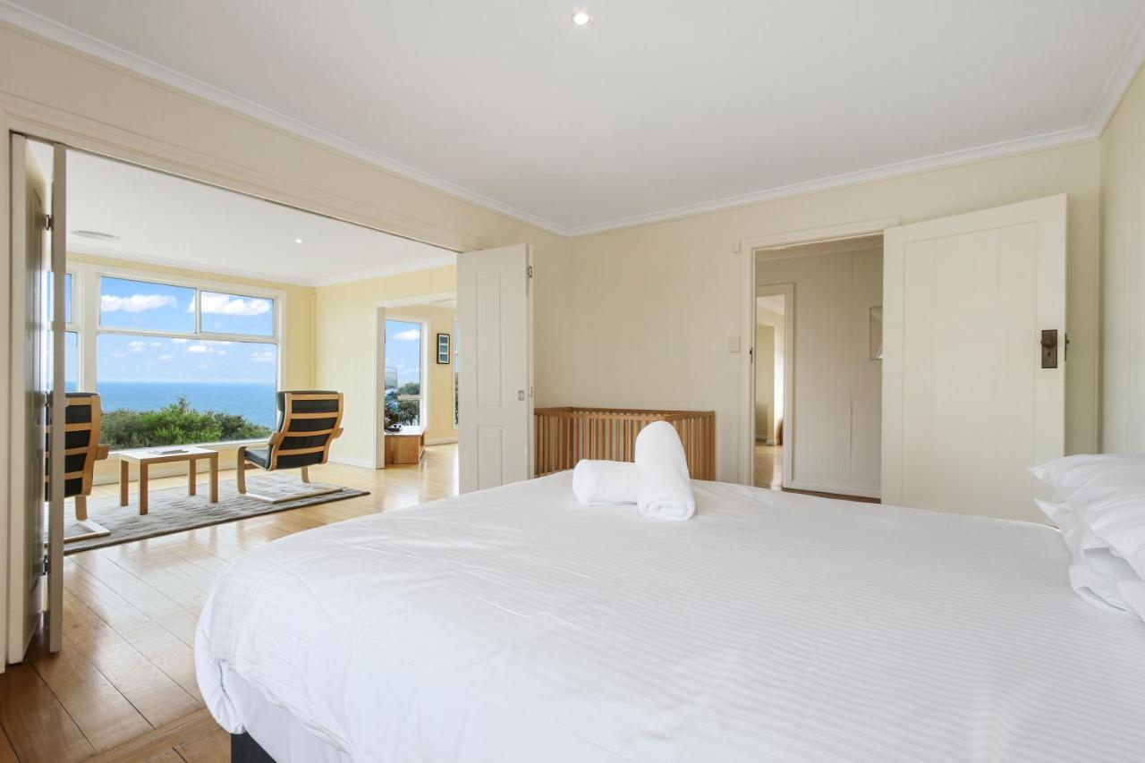 Lake Tyres Beach House Holiday home